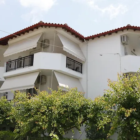 Badis Haus Apartmán Toroni