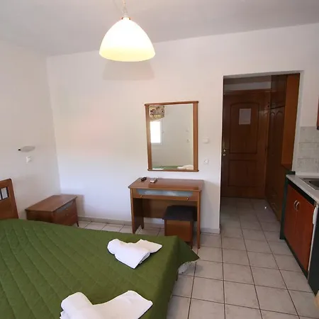 Badis Haus Apartmán Toroni