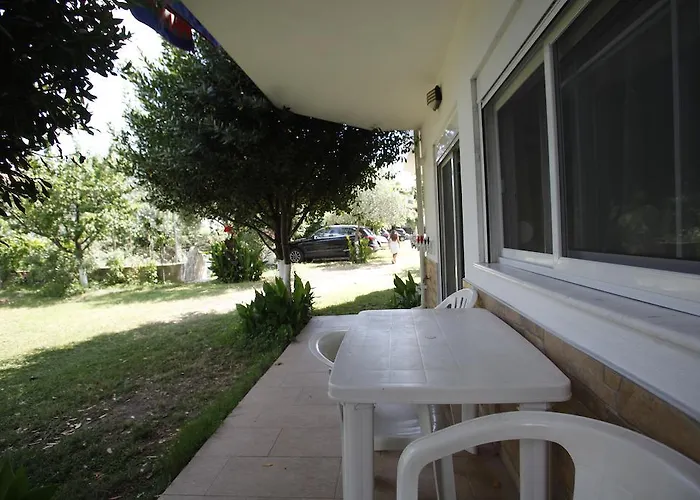 Badis Haus Toroni