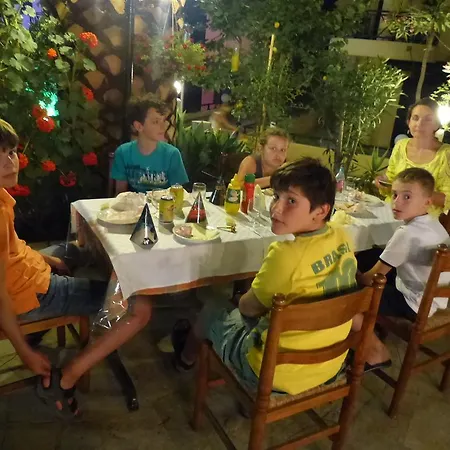 アパート Badis Haus トロニ